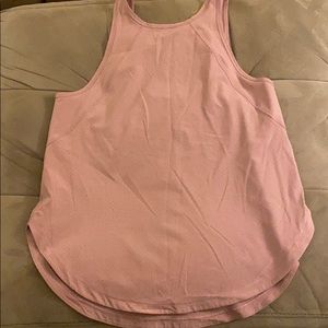 Lululemon top
